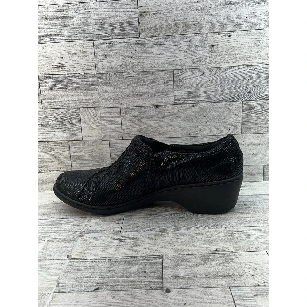 Clarks Shoes‎ Womens Size 11 Comfort Slip On Wedge Casual Soft Cushion 26113343